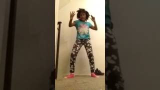 Nevaeh dance to Taylor girls wedgie in my booty