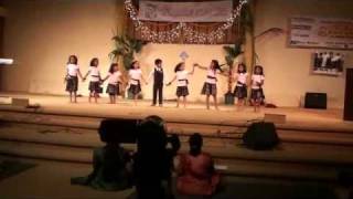 Cute kids dance for Tamil Fusion Song