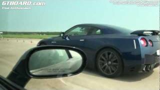 Novidem Nissan GTR 2011 585 HP vs Chevrolet Corvette Z06 Akrapovic exhaust