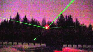 Phantom 3 + 8 Lasers.  Квадрокоптер + 8 лазеров (привет из Югорска:)