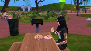 Sims 4 messing around with Aya Jones.