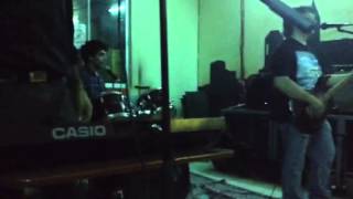 El baile de los que sobran- Los Sudacas-