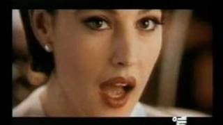 Tinto Brass + Monica Bellucci = Spot Infiore