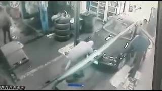 Wpadka w warsztacie samochodowym