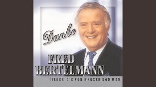 Gitarren klingen leise durch die Nacht