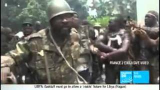 Les FRCI vont chercher Laurent Gbagbo dans la residence (France 24 et France 2)