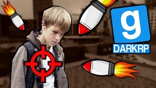 MISKINE CE JOUEUR SE FAIT FREEKILL DÈS QU'IL PARLE ! GMOD DarkRP
