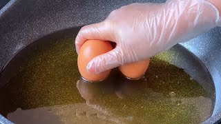 【美食技巧盤點】雞蛋不要用水煮，放入滾燙的油鍋中，口感軟嫩吃不夠【小穎美食】