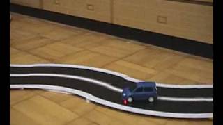 エアロアールシーを改造した、おふざけマイコンカー。