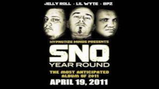 LIL WYTE  GHETTY  EMBA$$Y "GETTIN THROWED" 2011