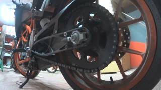Регулировка (натяжение) цепи KTM Duke 390