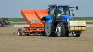 Aardappelen poten aan de Ketelweg Dronten 6 april 2012, film Jan Rijpma © Dronten