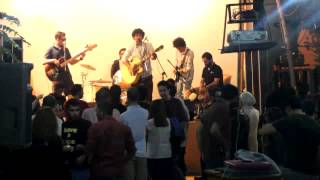 El-Balconeh - Tareeg Al-Hizam | البلكونه - طريق الحزام (Live at Rockin' Night)