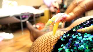 ASMR GIANTESS NAIL SCRATCHING PARTY SKIRT AND NYLON FISH NETS