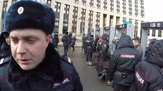 Столпотворение на митинге.