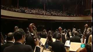 Witold Lutoslawski. Livre pour orchestre.