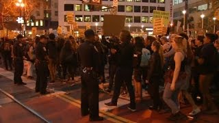 Officers injured during anti-Trump protests in Oakland