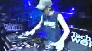 dj kentaro djing 2002 AMAZING!!