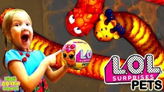 ЛОСЯШ ОГРОМНАЯ ЗМЕЯ в игре Little big snake стала НАГЛАЯ ЖУЖА сбивает ВСЕХ. РАСПАКОВКА питомцы ЛОЛ