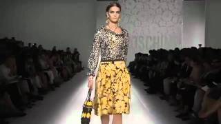 SimpleFashion.ru Показ Moschino на неделе моды в Милане S/S 2012