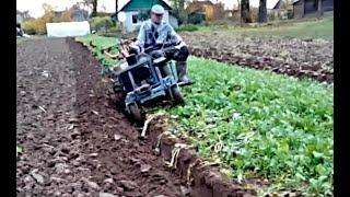 Пашем   и подъезжаем. на мотоблоке.