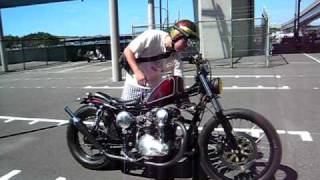 W650カスタム　チョッパー　ボートラップ