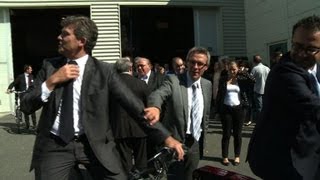 Le Solex "va redevenir français" (Arnaud Montebourg). Images et déclarations. Durée: 01:02.
