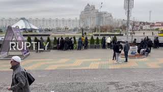 Belarus: Migrants gather in central Minsk amid Poland border standoff