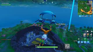 Fortnite Fortbyte #11 Location - Found beneath a circling Jungle Parrot