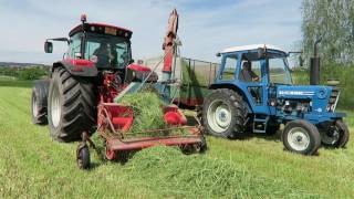 Gras Häckseln mit Mc Comick XTX 200 & Mengele SH 30