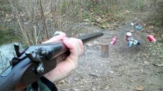 DOUBLE BARREL SCATTERGUN (CLOSE UP)