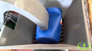 Измельчение пластиковых бочек 200л на WRS SE30