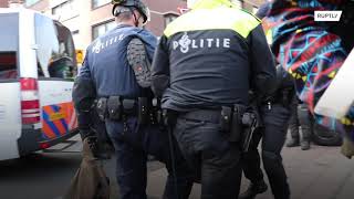 Netherlands: XR activists attach themselves to vehicles at protest ahead of COP26