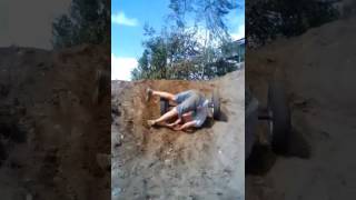 Короткое видео как нужно падать!!Попробуй повтори