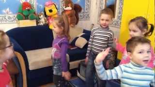 Песенка " Let's make circle" Детский клуб Happy English HD