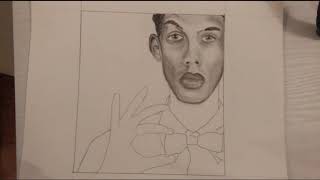 Portrait au fusain - Stromae - Mus'Art