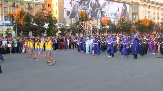 Парад вузов 27 Площадь Свободы Харьков 1 сентября 2013