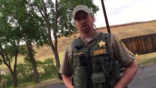 Dog Owner calls cops on Me because I was Recording His Yard: Arlington, Oregon