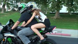 SEXY Girl Model Wants To Try Riding On A SportBike Motorcycle. 2009 Kawasaki Ninja ZX6R. VLOG