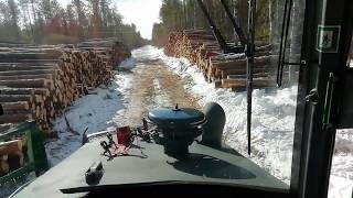 Форвардер John Deere 1410d