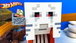 HOTWHEELS MINECRAFT GHAST ATTACK TRACK CON PIGMAN HOMBRE CERDO GHAST MINECART Y VIA DE TREN