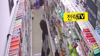 문구점에서 우한폐렴 확진자 쓰러진 영상 !