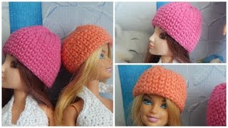 Одежда для кукол крючком. Шапка "лицевой гладью".