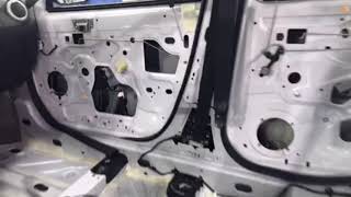 Lada Largus не отличается качественной шумоизоляцией, но его можно "зашумить" дополнительно