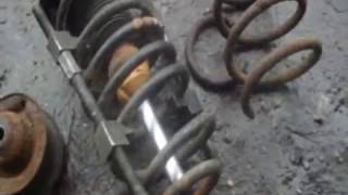 Замена передней пружины GOLF 2 своими руками. Replacement front coil springs 2 GOLF with his hands.