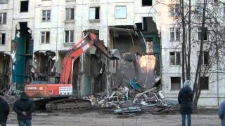 Снос пятиэтажки по адресу Москва, Беломорская ул.
