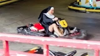 18 ЛЮДЕЙ, КОТОРЫМ ПЛЕВАТЬ, ЧТО О НИХ ПОДУМАЮТ ДРУГИЕ