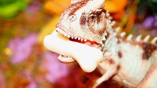 ЯД ДЛЯ ДИНОЗАВРА! НИКОМУ НЕ ВЕРЮ! Мультики для детей про динозавров. Игрушки