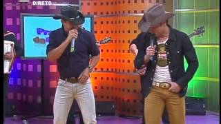 Leo & Leandro - Bailão, cerveja e mulher