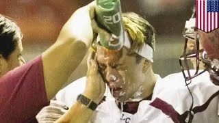 لاعب كرة قدم يدهن وجه اللاعب الخصم بمادة حارقة